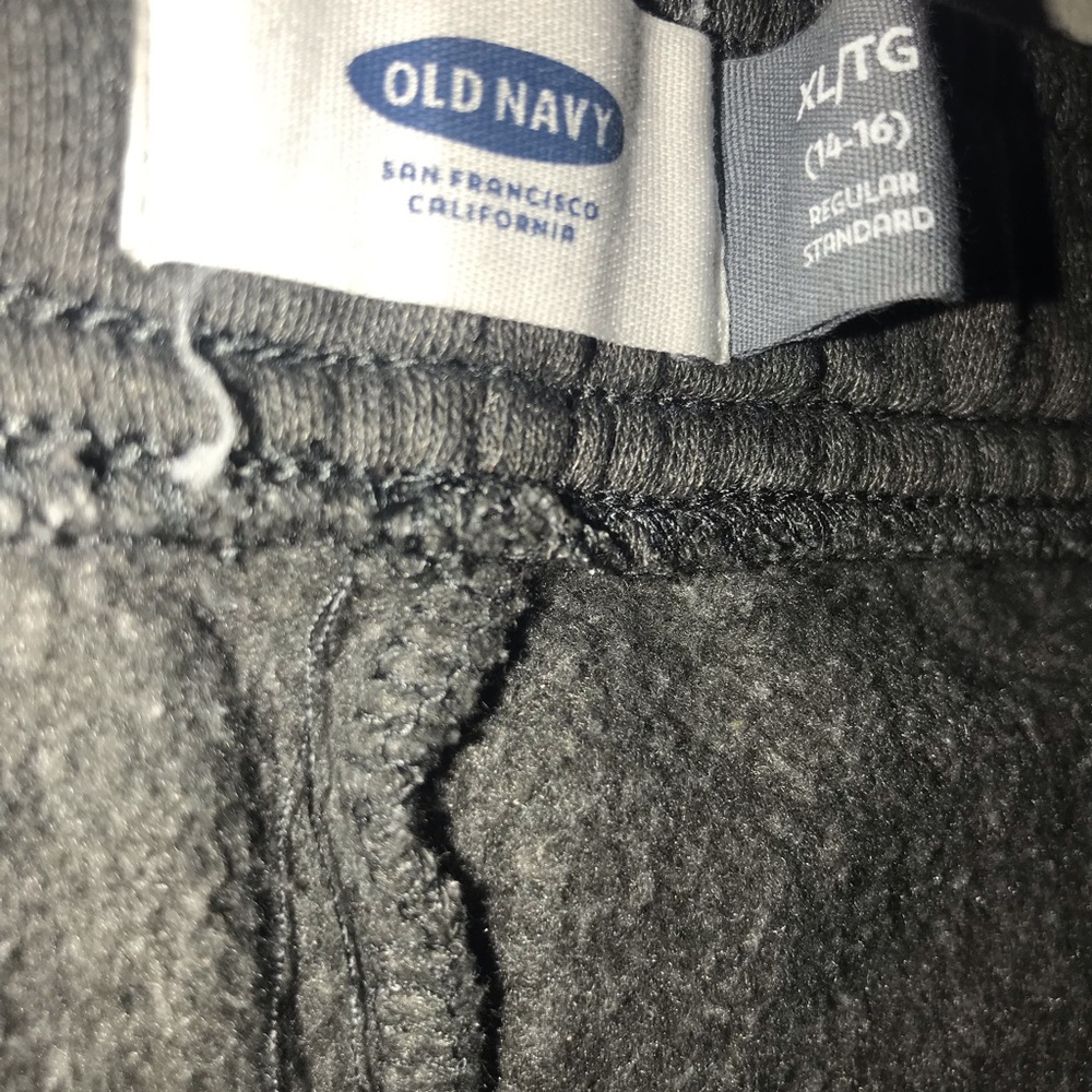 Old navy sweatpants - Picture 3 of 3